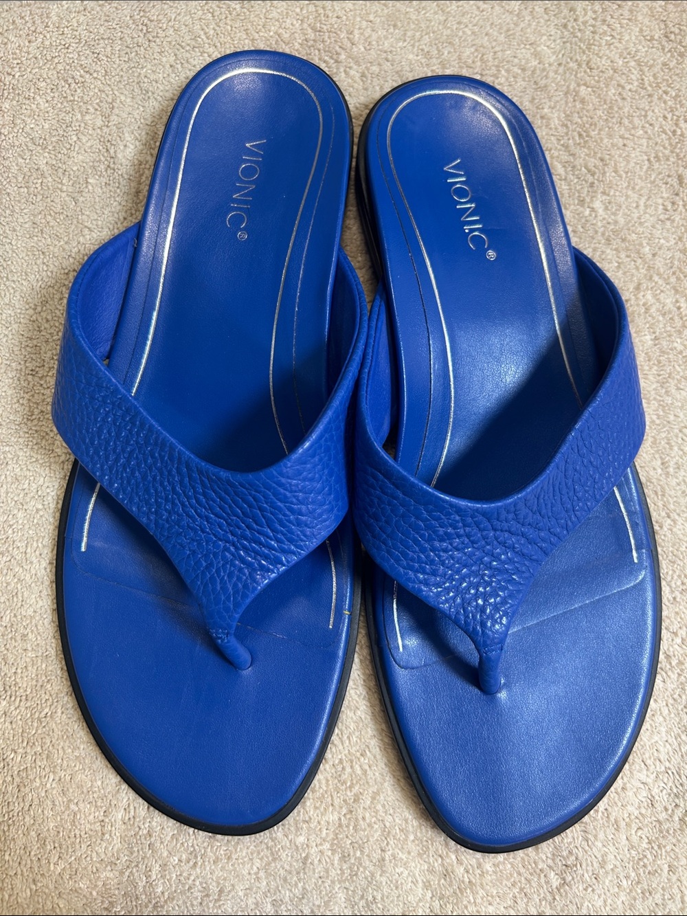 VIONIC AGAVE bright blue pebbled leather toe post sandals. New? Size 9.